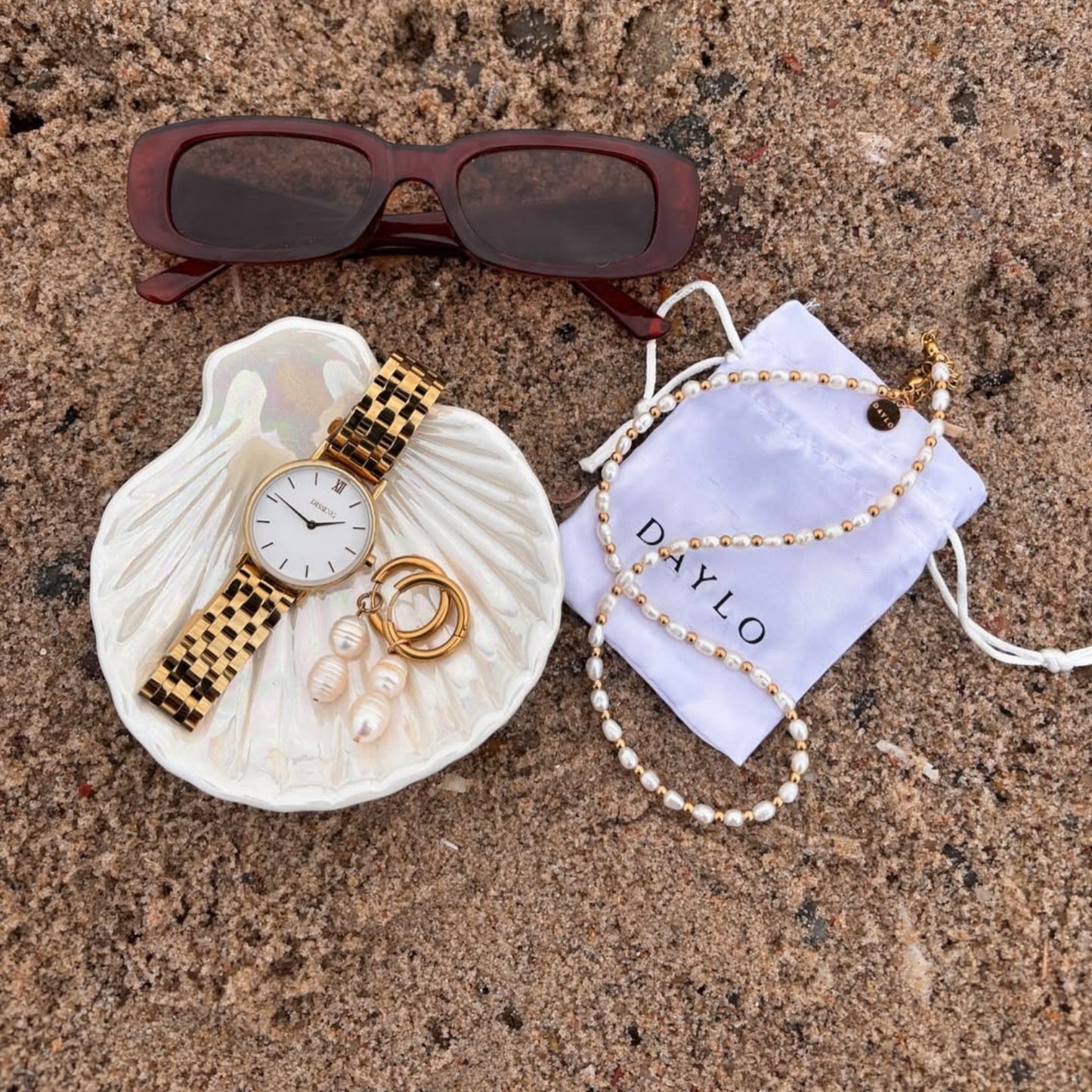 Mira Pearl Earrings - Gold